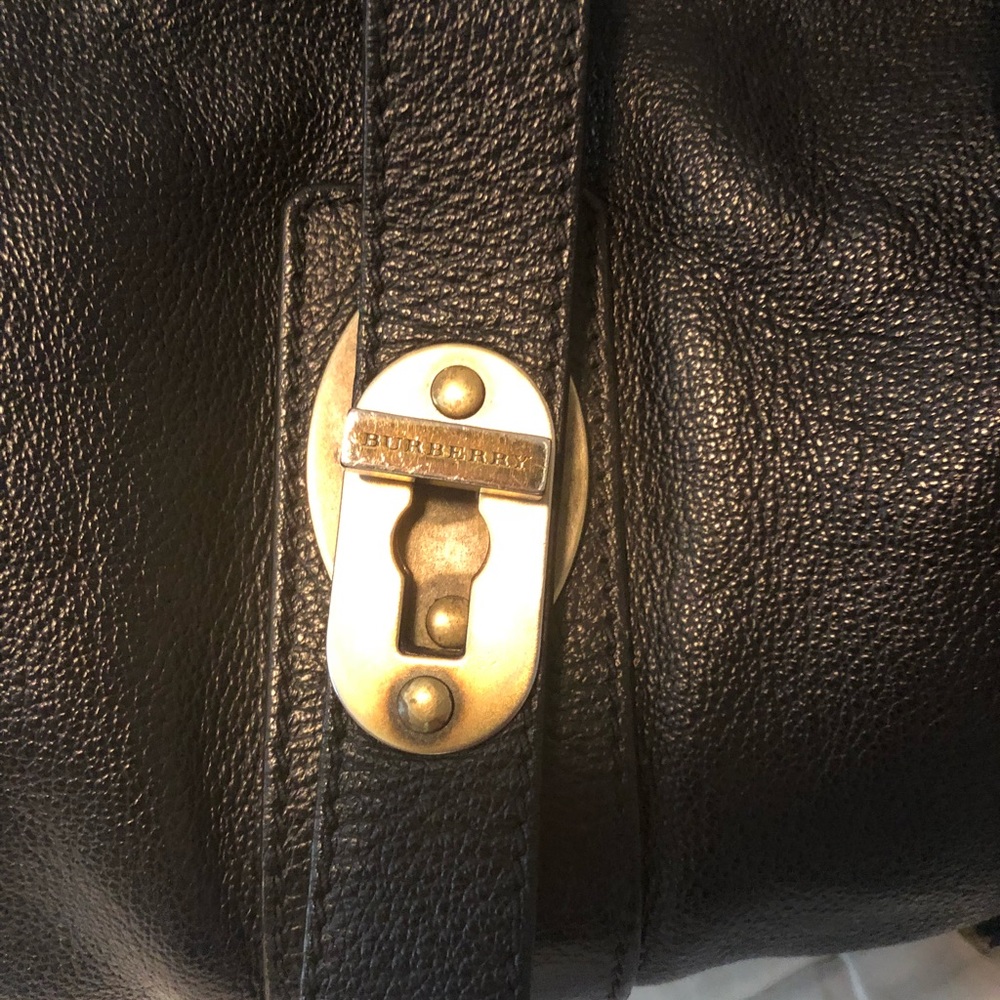 Burberry Leather Bag with dust bag - Picture 2 of 4